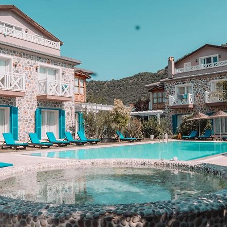 Orino Suites Cedit エクステリア 写真