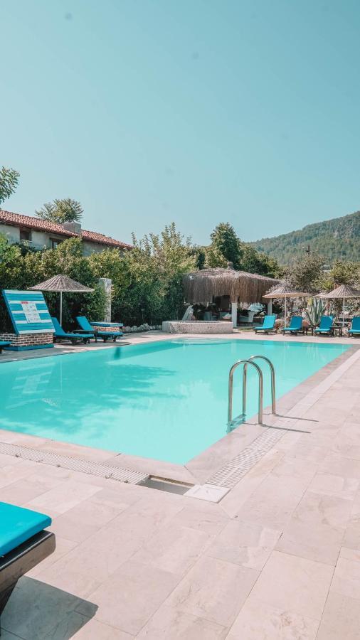 Orino Suites Cedit エクステリア 写真
