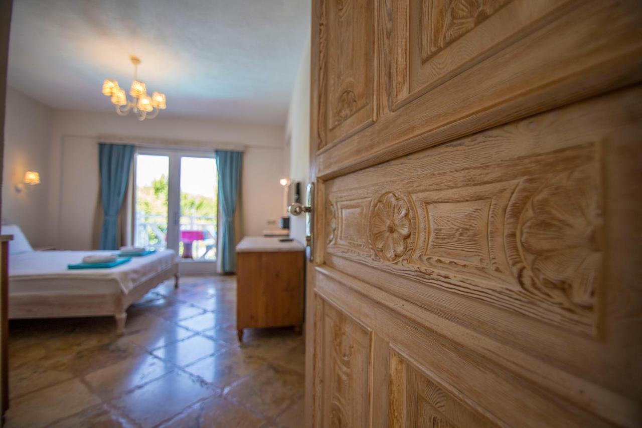 Orino Suites Cedit エクステリア 写真